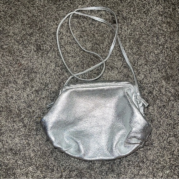 M. Andonia Women’s Sliver Crossbody Bag - Picture 1 of 9